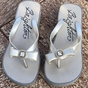 Brighton Shoes - BRIGHTON BOW CRYSTAL THONG SANDALS PLATFORM 7.5 Brighton Shoes - BRIGHTON BOW CRYSTAL THONG SANDALS PLATFORM 7.5